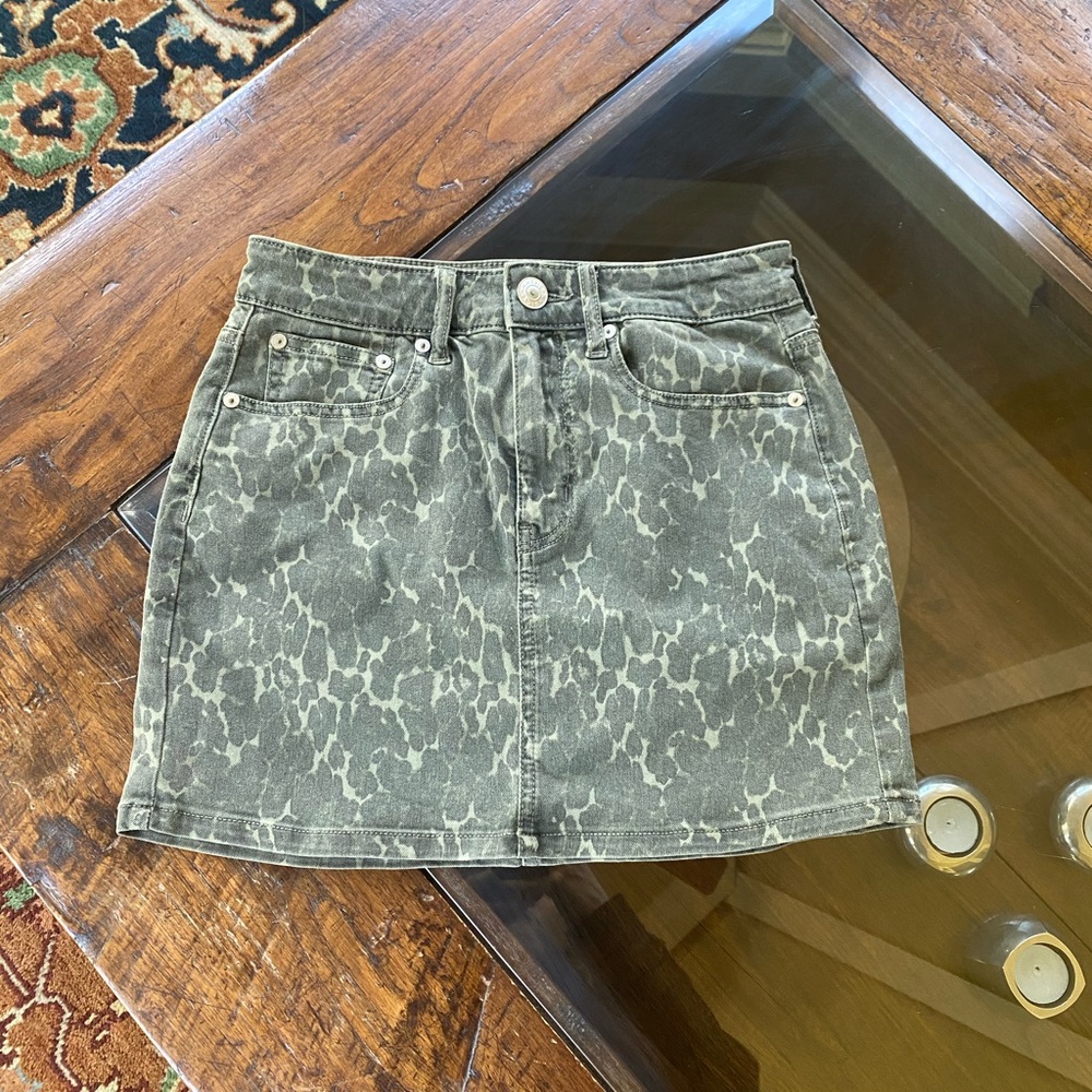 NWOT American Eagle Skirt Size 2